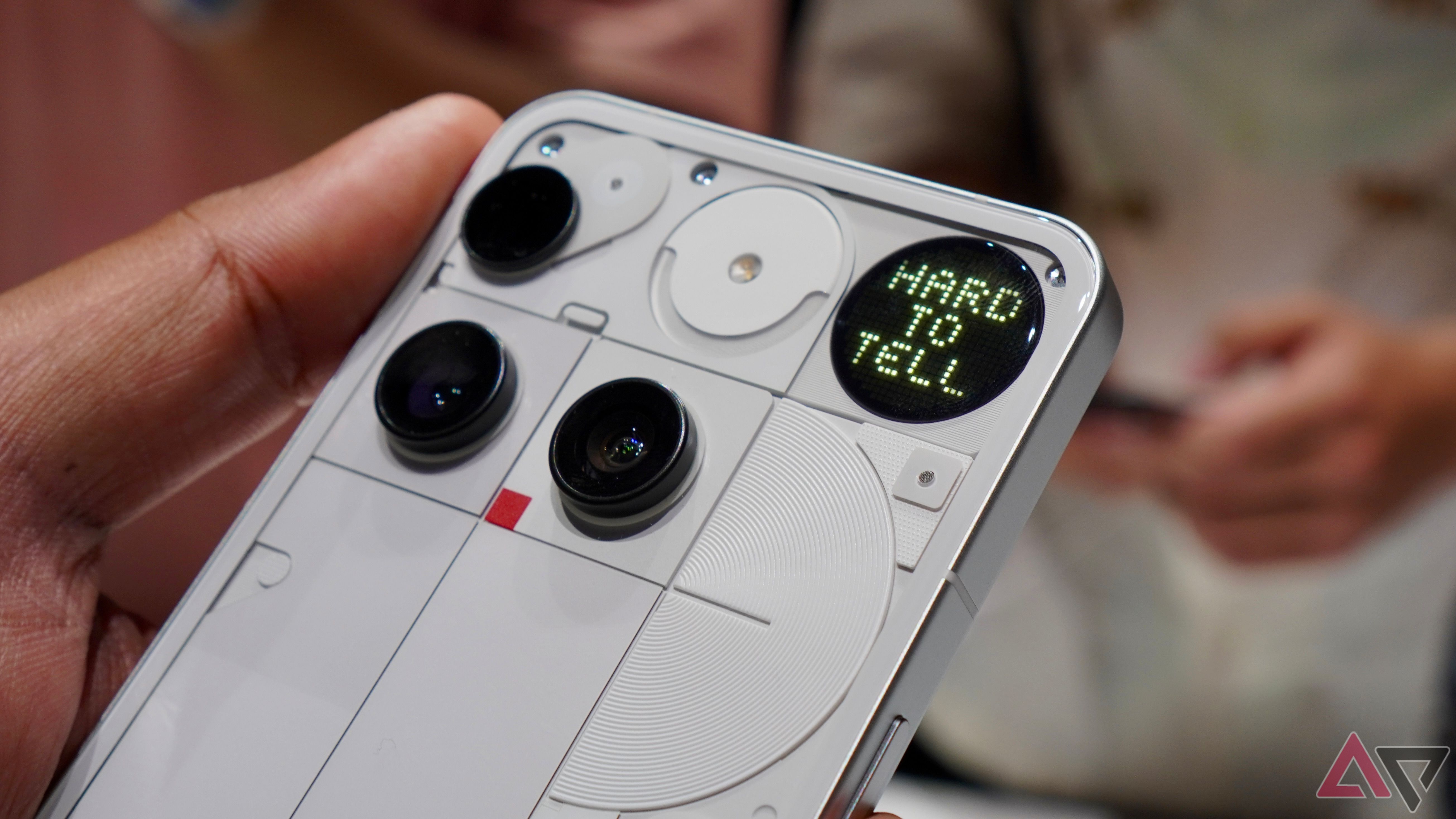 nothing-phone-3-8-ball-text-1