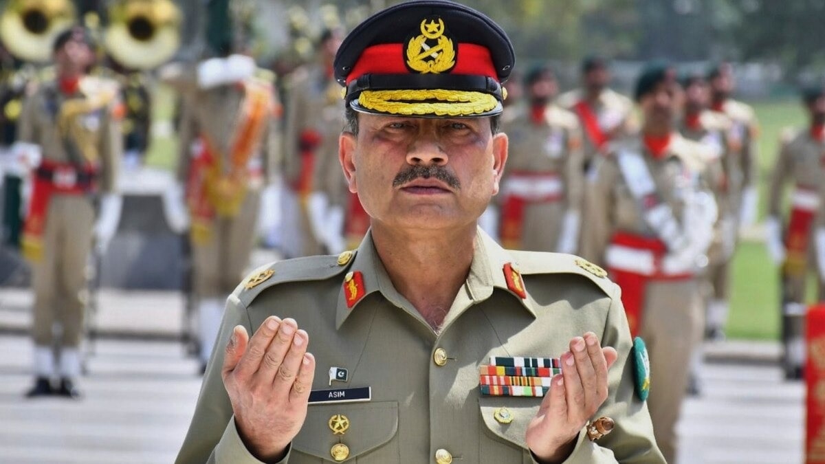 Major Adil Raja claims threats, family targeted after exposing Pakistan army