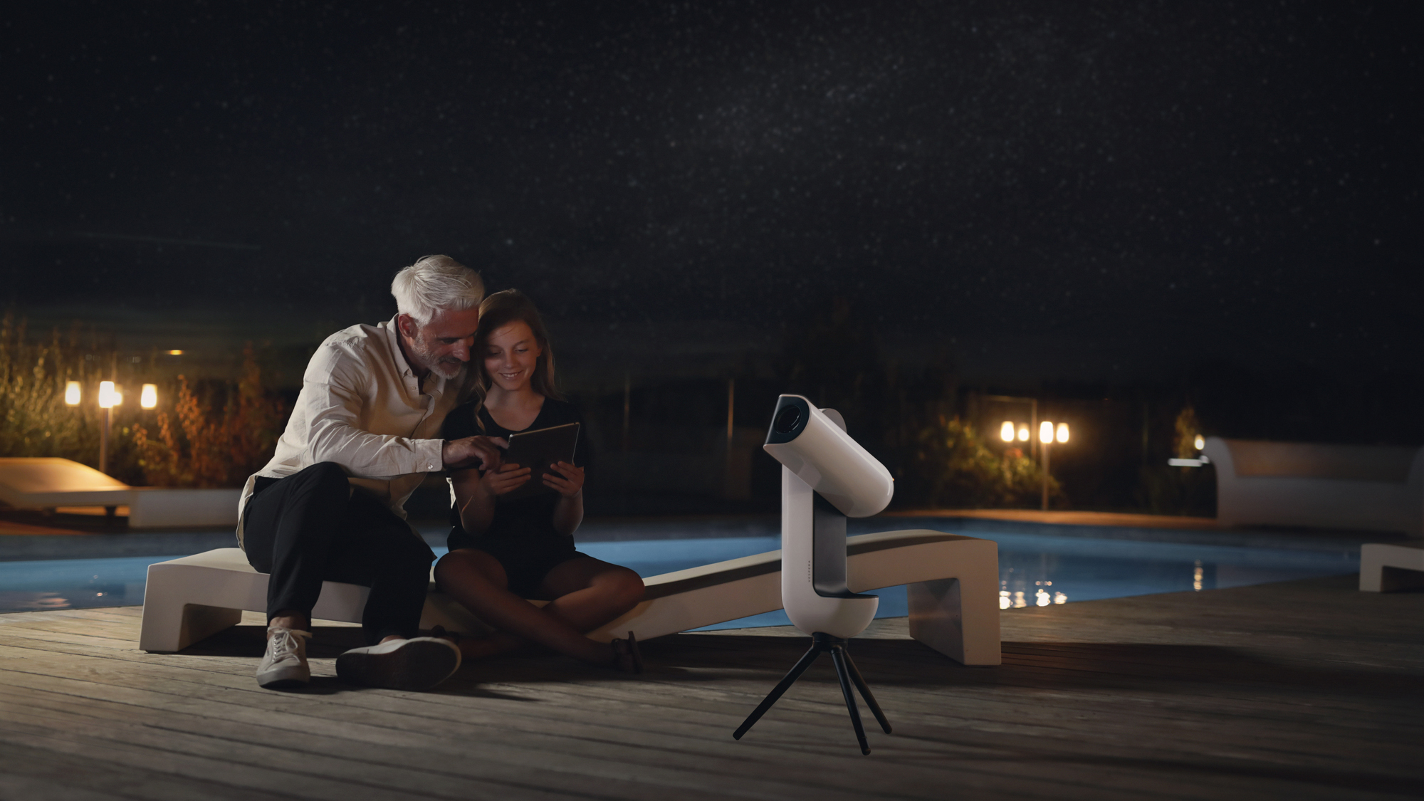 The Vespera smart telescope from the French startup Vaonis.