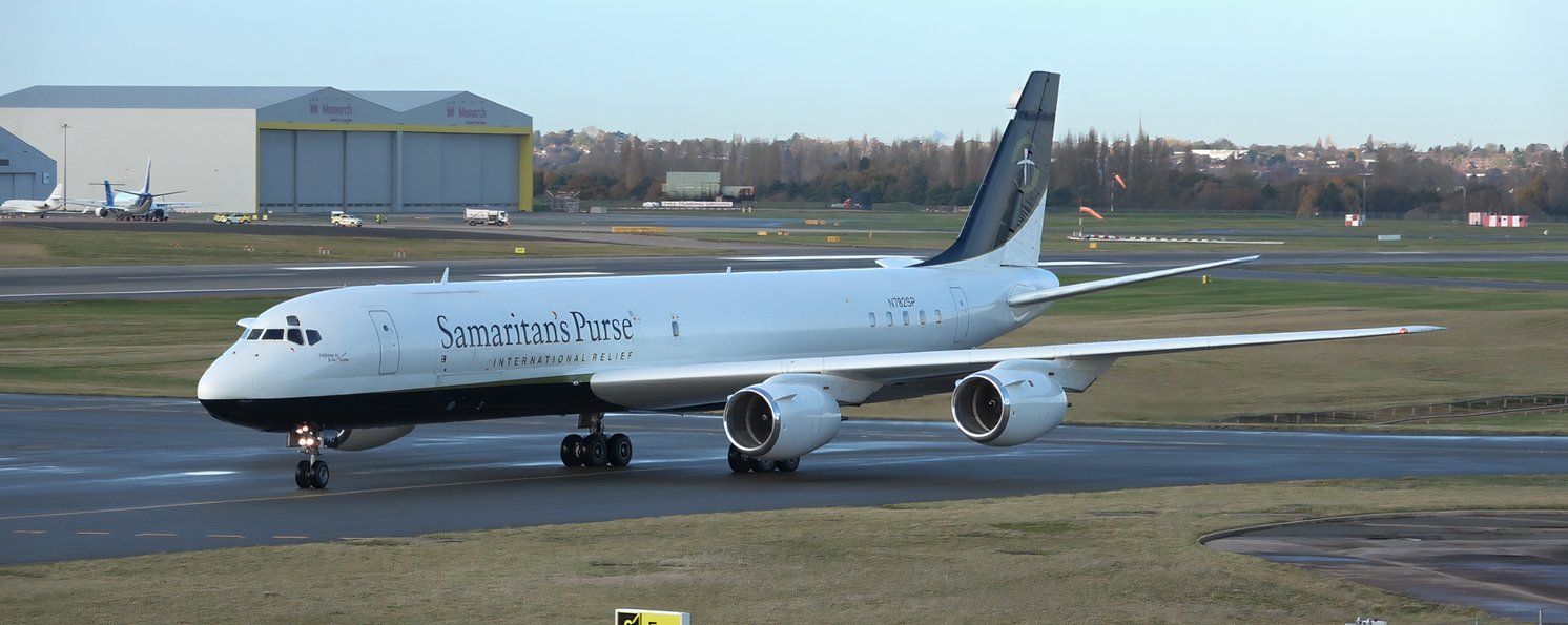 Samaritan's_Purse.DC-8.N782SP.2