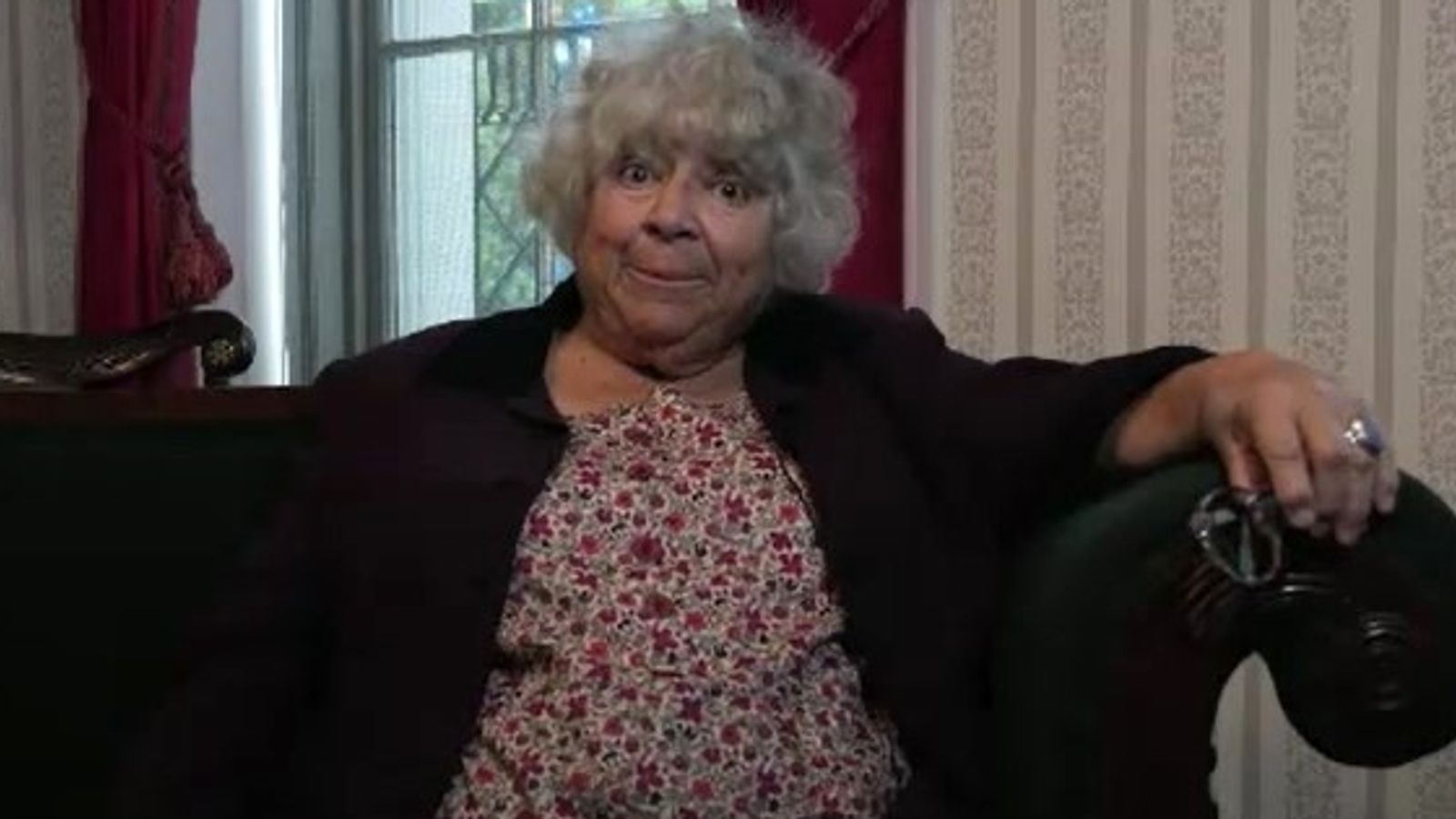 Harry Potter star Miriam Margolyes speaks out about JK Rowling’s trans stance | Ents & Arts News
