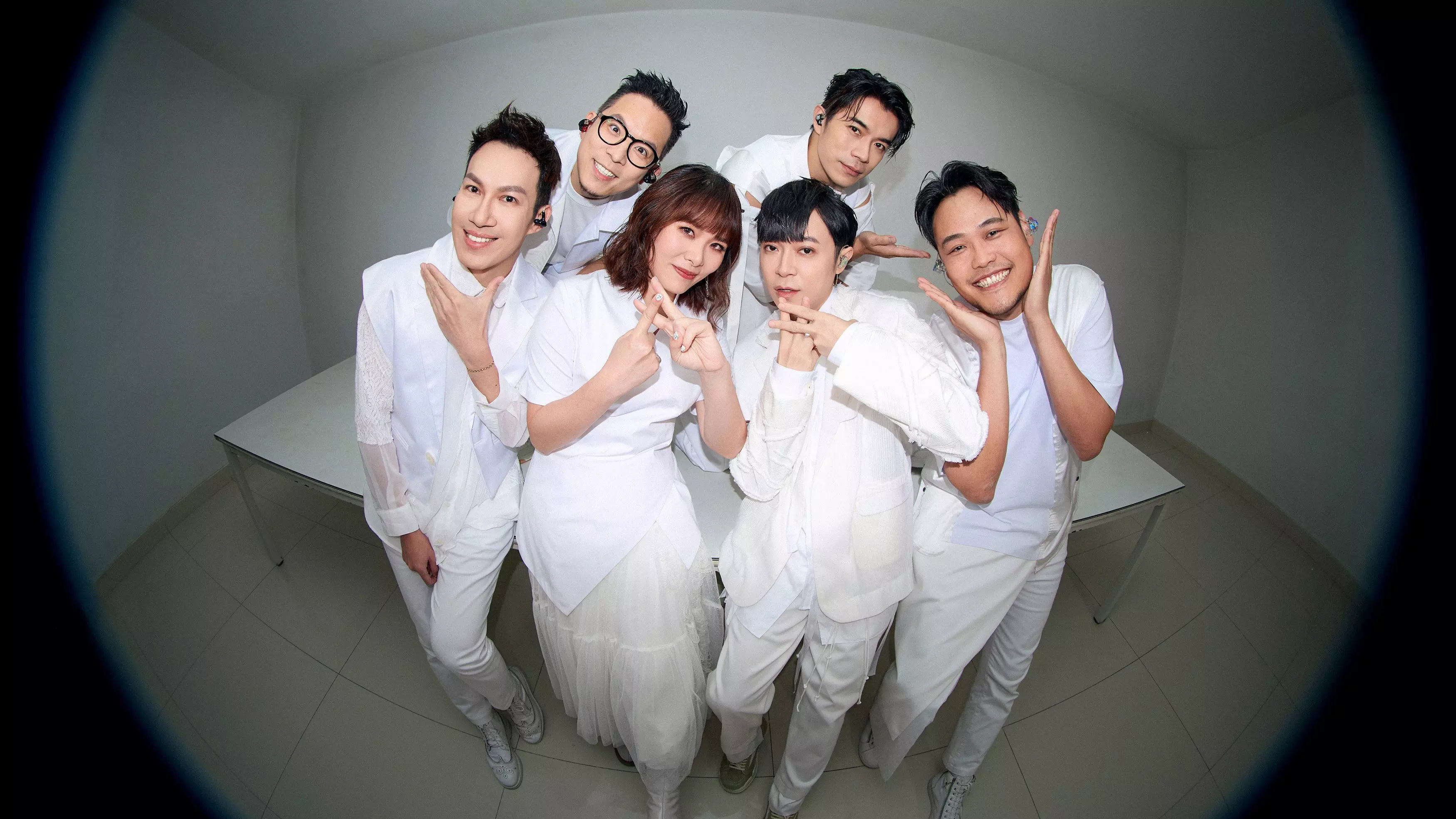 8 Taiwanese Bands You Need On Your Radar: Mayday, Sunset Rollercoaster, Sodagreen & More