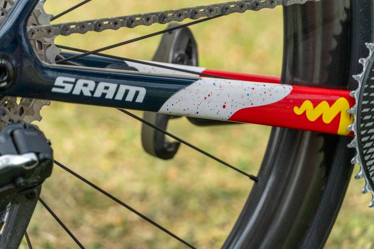 trek-madone-lidl-trek-tour-de-france-2025-matisse-thibaut-nys