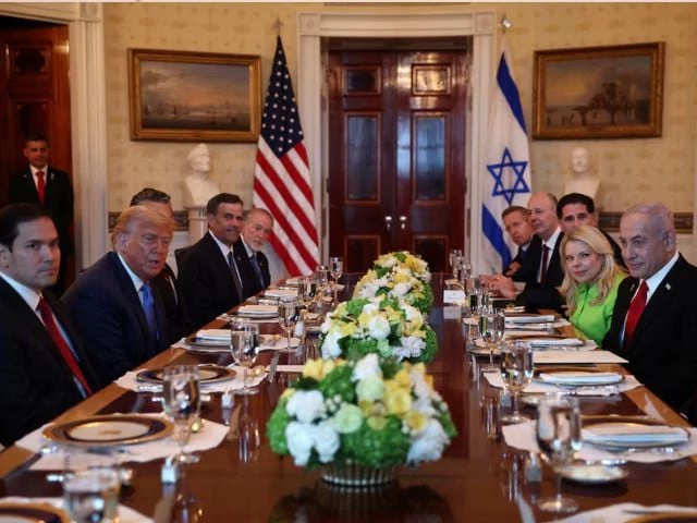 Trump hosts Netanyahu, reveals US talks with Iran and Palestinian relocation plans