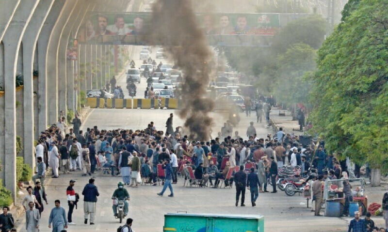 Pindi administration bans assemblies, gatherings for week ahead of tomorrow’s PTI protest – Pakistan