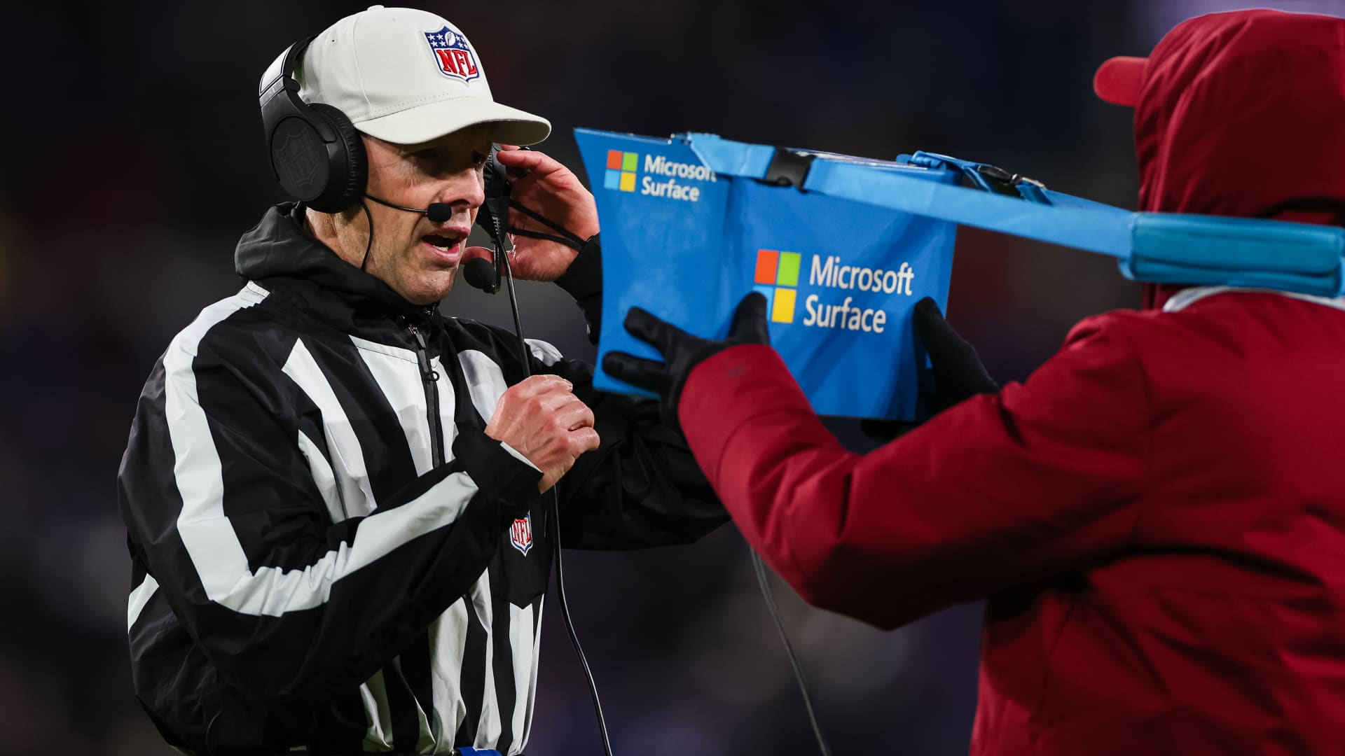 Microsoft and NFL expand Azure AI partnership for game day analysis