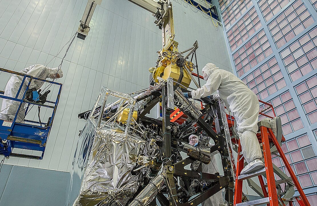 NIRCam being installed in 2014 (Credit : Chris Gunn)