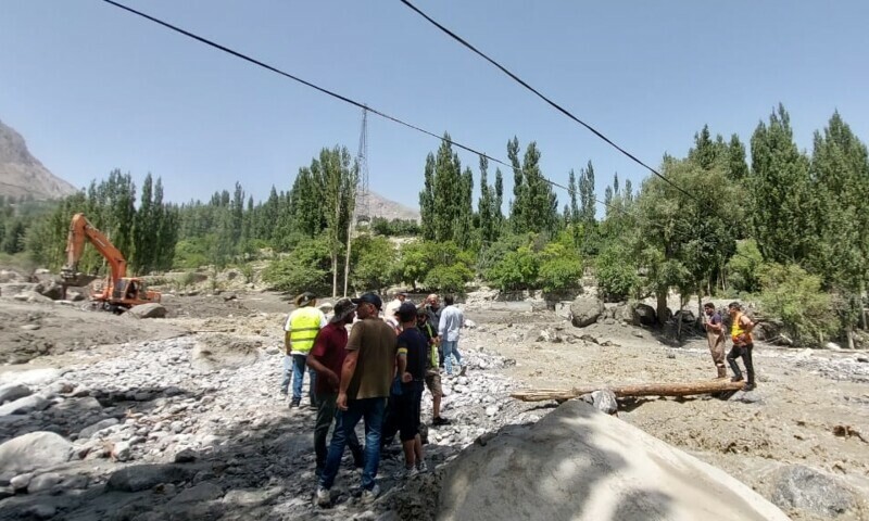 New flash flood halts work on KKH in Hunza’s Gulmit Gojal area – Pakistan