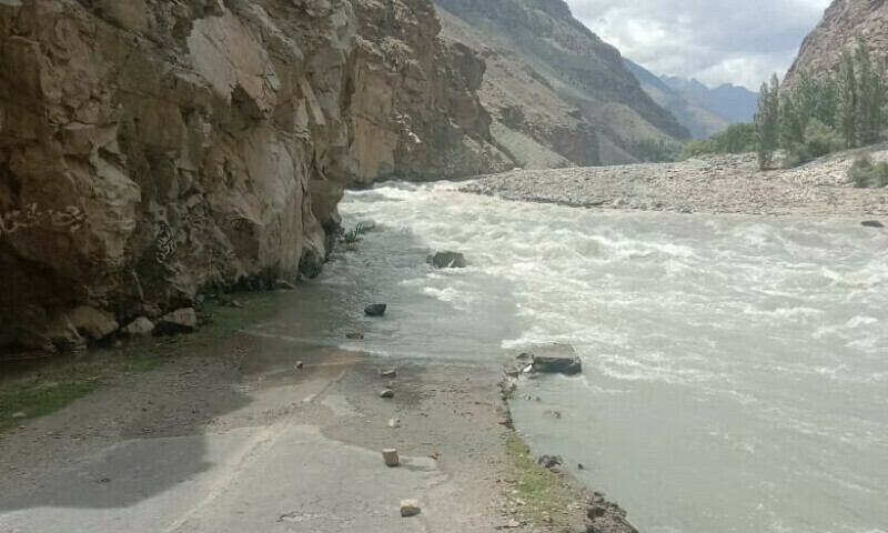 Another flood severs Karakoram Highway; Sutlej banks being evacuated – Pakistan