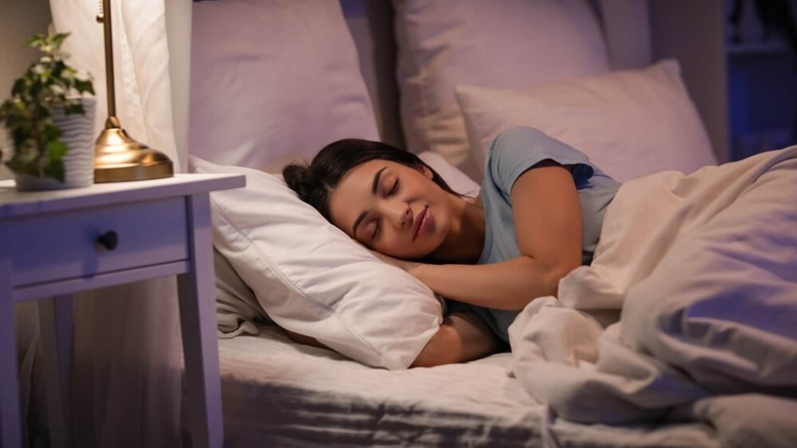 Pulmonologist reveals 5 habits that help improve sleep quality: Change pillow cover, no caffeine and more | Health