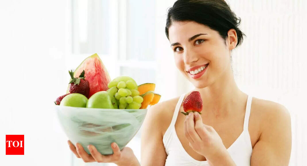 Fruits to eat after 50 for brain health; neurologist-approved picks |