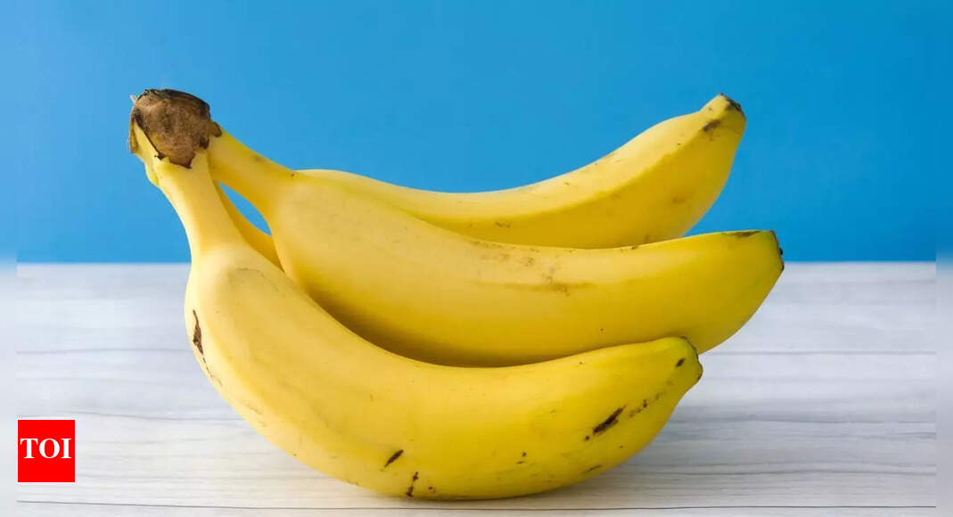 7 Side effects of overeating bananas on your digestion, heart, blood sugar, and more |