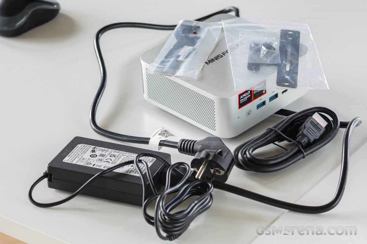 Minisforum AI X1-US  - Ryzen 9 AI mini PC review