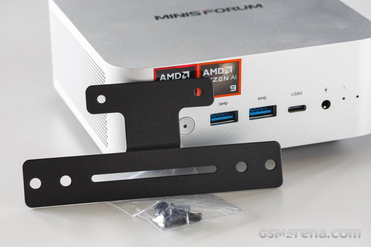 Minisforum AI X1-US  - Ryzen 9 AI mini PC review
