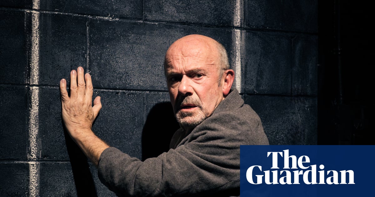 Some of us dread ageing. For these stage actors, it makes them freer than ever | Australian theatre