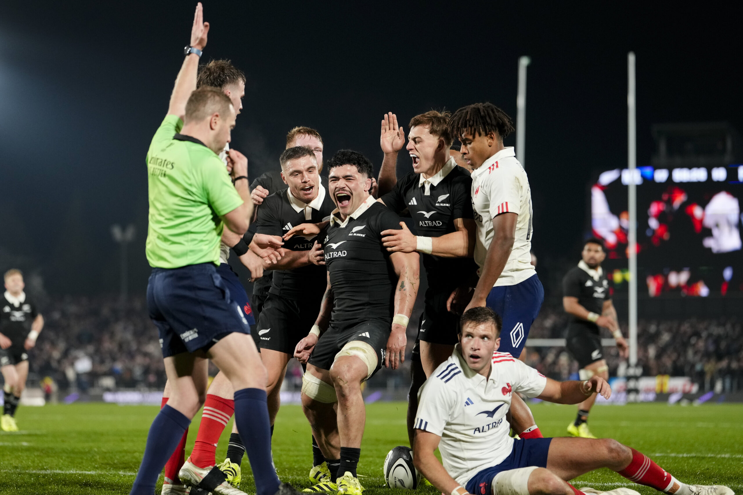 “We’re Challenging Each Other” – Selection Battles Heat Up in All Blacks Camp » allblacks.com