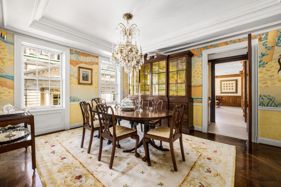 Elegant dining room with a traditional ambiance.