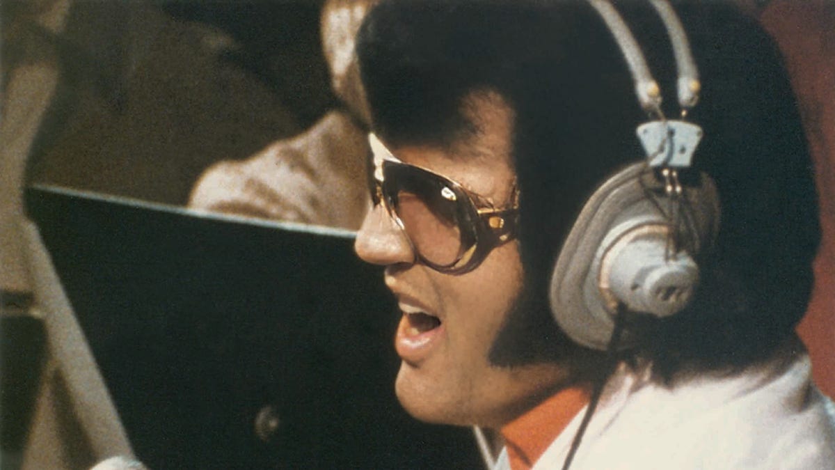 Elvis Presley wasn’t fond of ‘Burning Love.’ Then it became a hit.