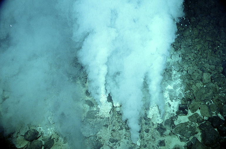 Chinese Scientists’ Deep-Sea Hydrogen Discovery Could Unlock Clues to Life’s Origins