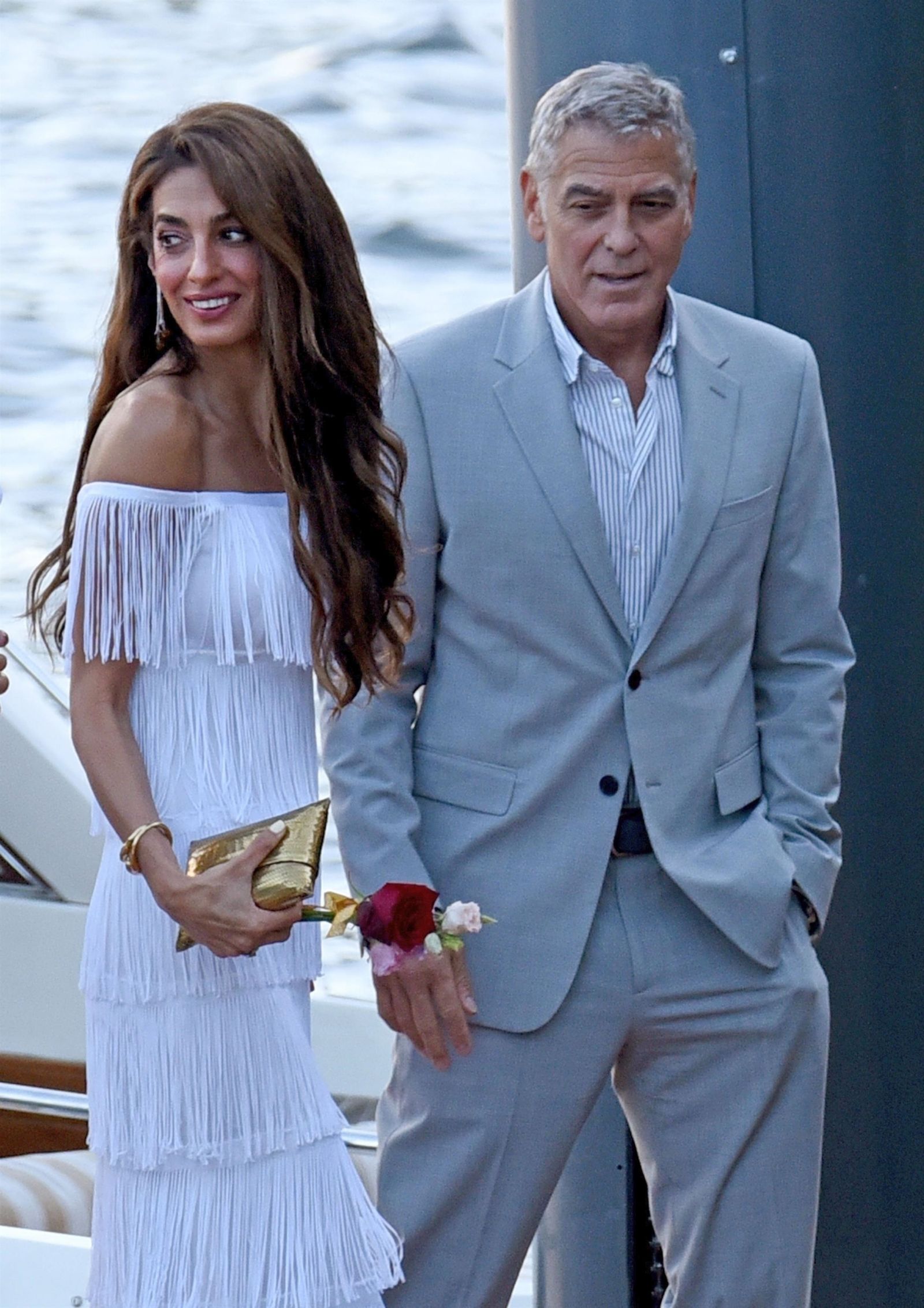 Amal and George Clooney arrive in style at Villa Passalacqua ahead of exclusive Justice Foundation event.