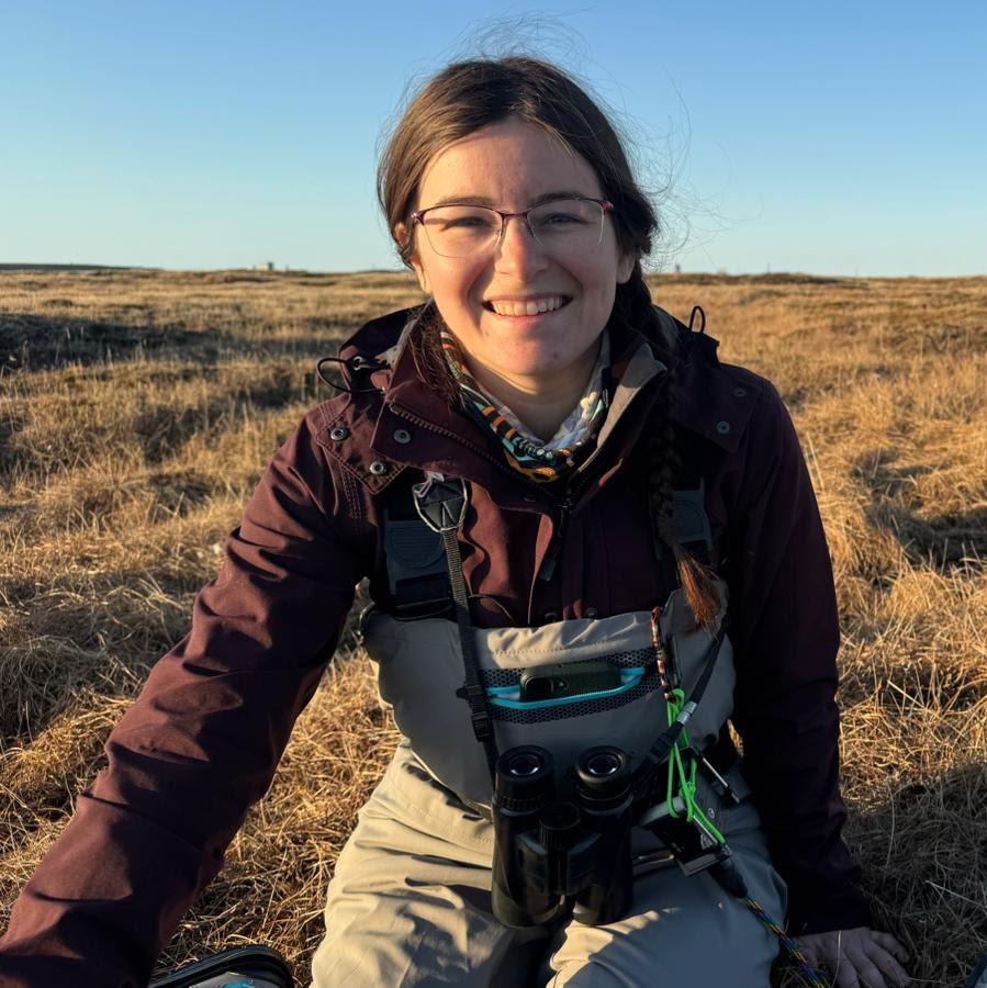 A picture of Alli Smith, our expert for the bird identification apps buying guide.