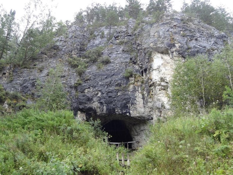 Denisova Cave