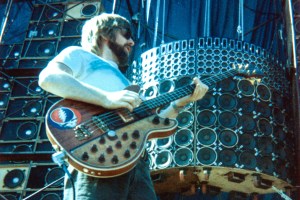 SANTA BARBARA, CA - MAY 1974:  Phil Lesh of The Grateful Dead performs at Santa Brabara Stadium in May 1974 in Santa Barbara, California.  (Photo by Ed Perlstein/Redferns/Getty Images)