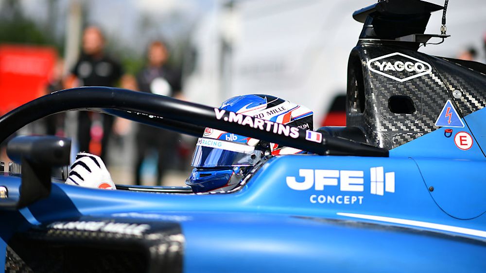 Martins tends to prefer a car with a lot of front end going back to F3