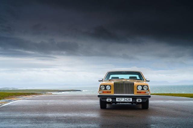 Rolls Royce Camargue front