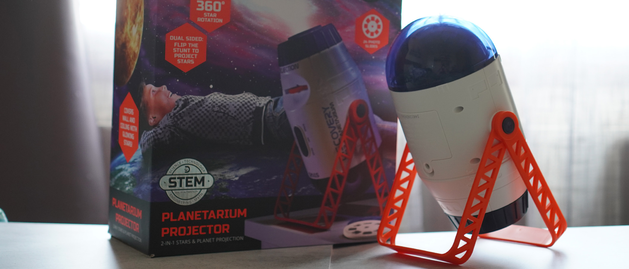 Discovery Space Projector review | Space