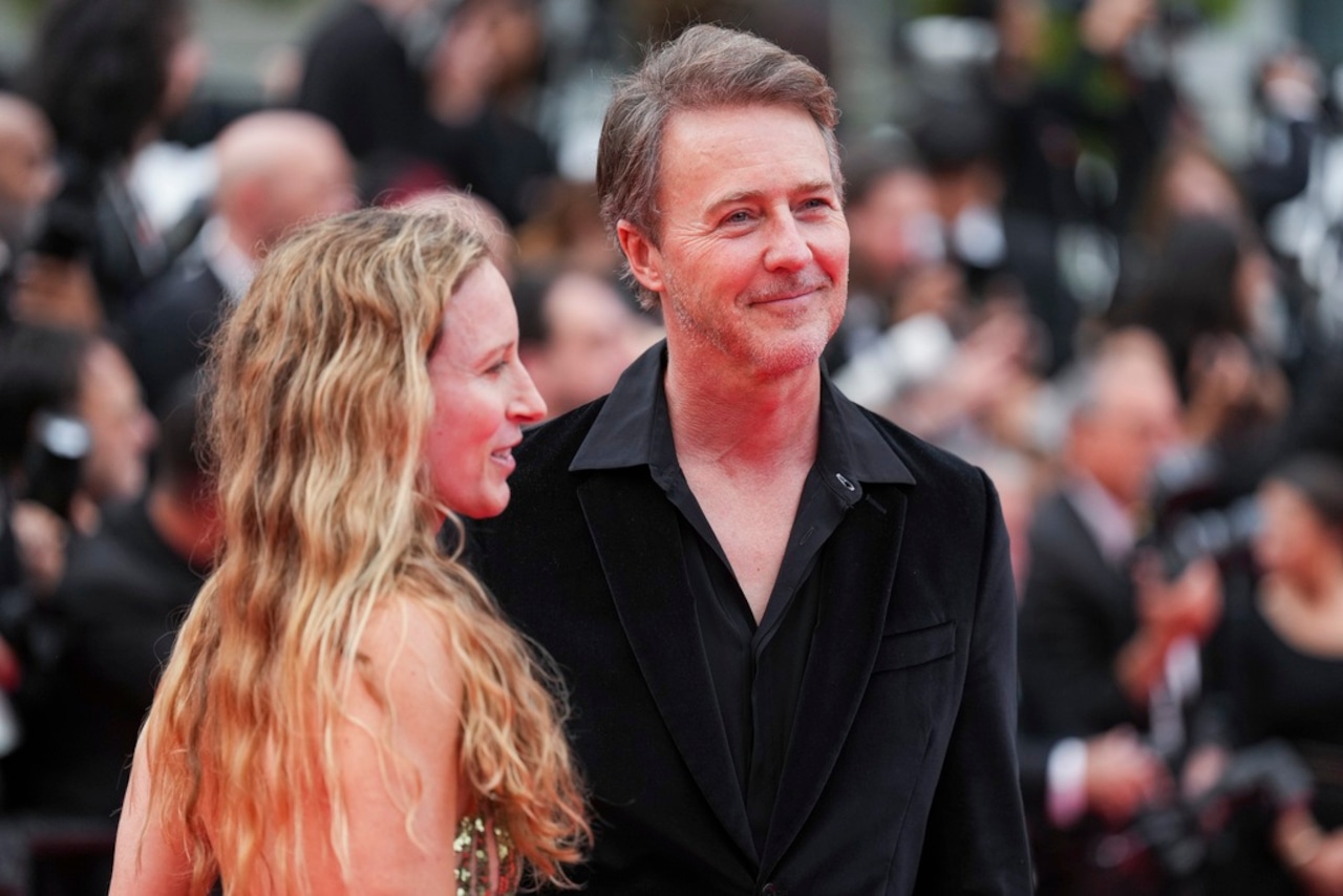 Shauna Robertson, left, and Edward Norton