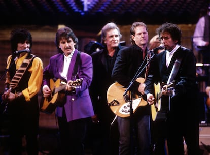 Ron Wood, George Harrison, Johnny Cash, Roger McGuinn and Bob Dylan