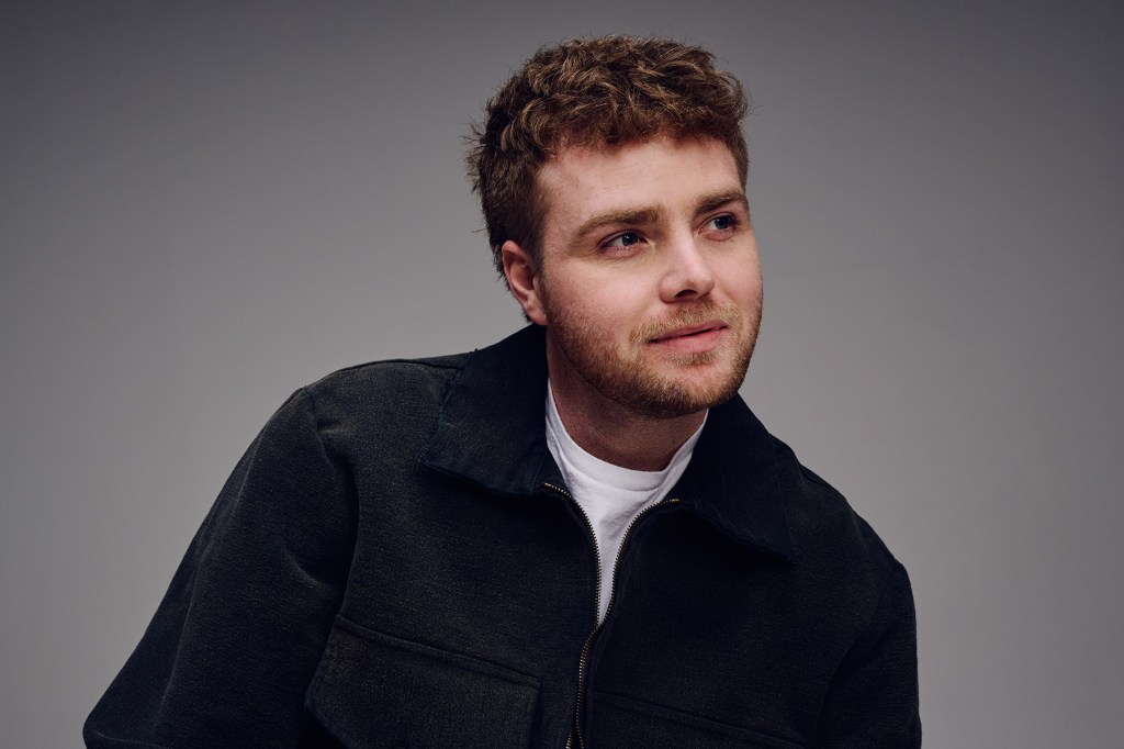 Alex Warren’s ‘Ordinary’ No. 1 on Billboard Hot 100 for Ninth Week