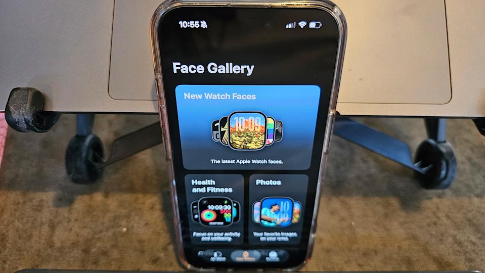 The Watch Face gallery is categorized now.
