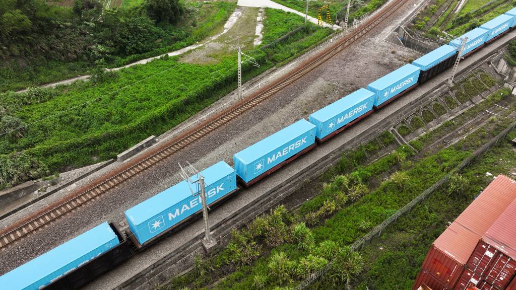 Maersk raises full-year guidance amid volatile external environment