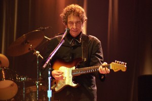 UNSPECIFIED - JANUARY 01:  Photo of Bob DYLAN; Bob Dylan performing on stage, sunglasses  (Photo by Keith Baugh/Redferns)