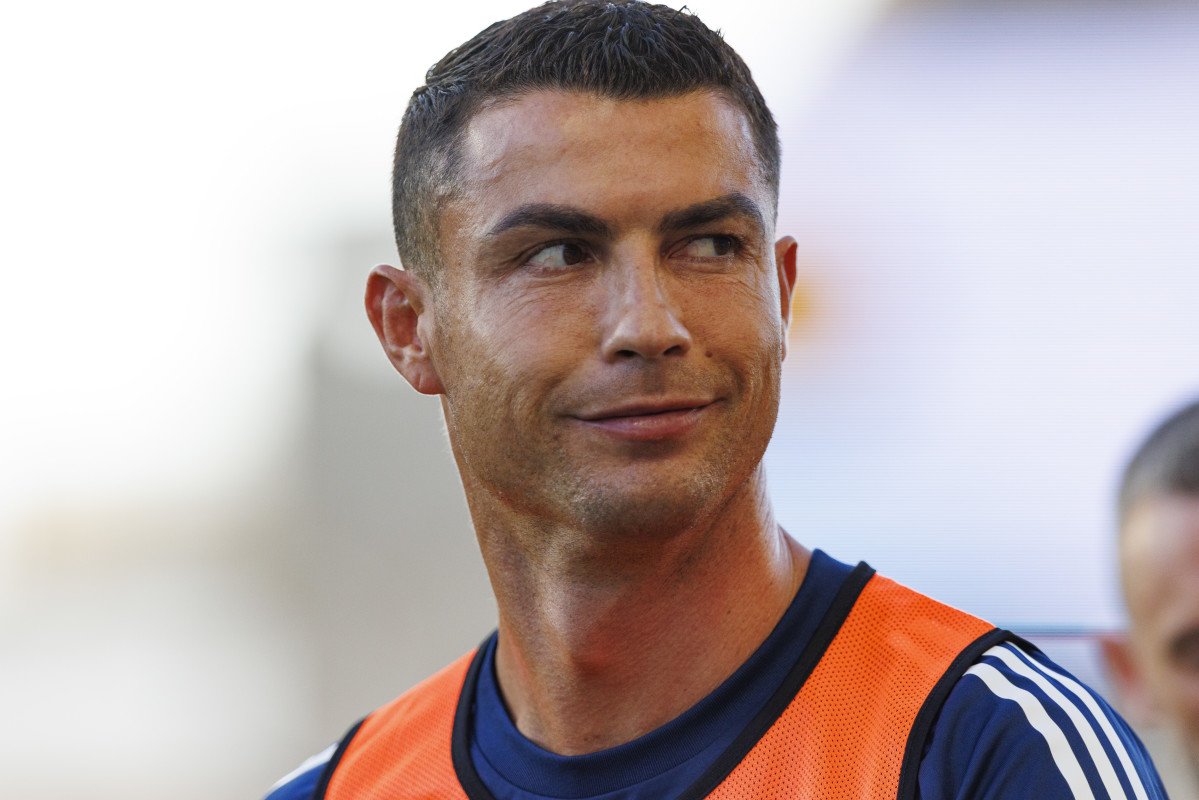 Cristiano Ronaldo’s Engagement Ring For Georgina Rodriguez Blows Everyone’s Mind- “OMG Look at That Stone”