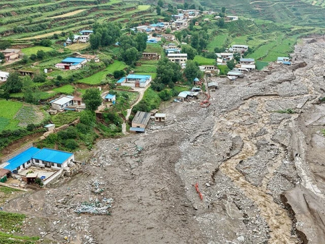9 dead, 3 missing in north China flash flood