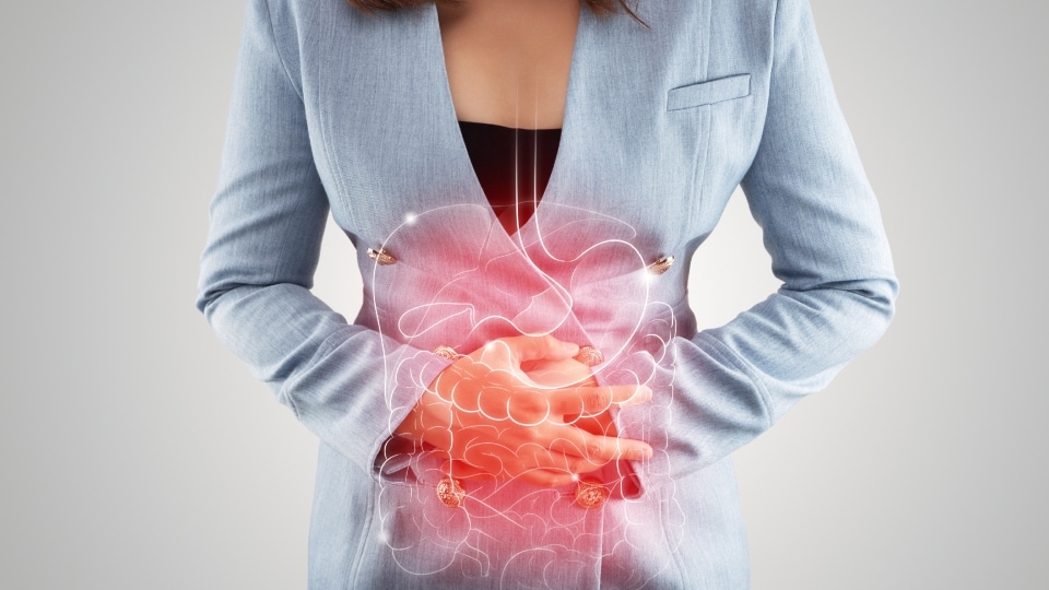 Limiting alcohol intake, quitting smoking or any other kind of tobacco use, eating a range of fruits, vegetables, and whole grains, exercising for at least half an hour, and keeping a healthy weight through regular exercise and a balanced diet are all ways to lower the risk of colon cancer. (Shutterstock)