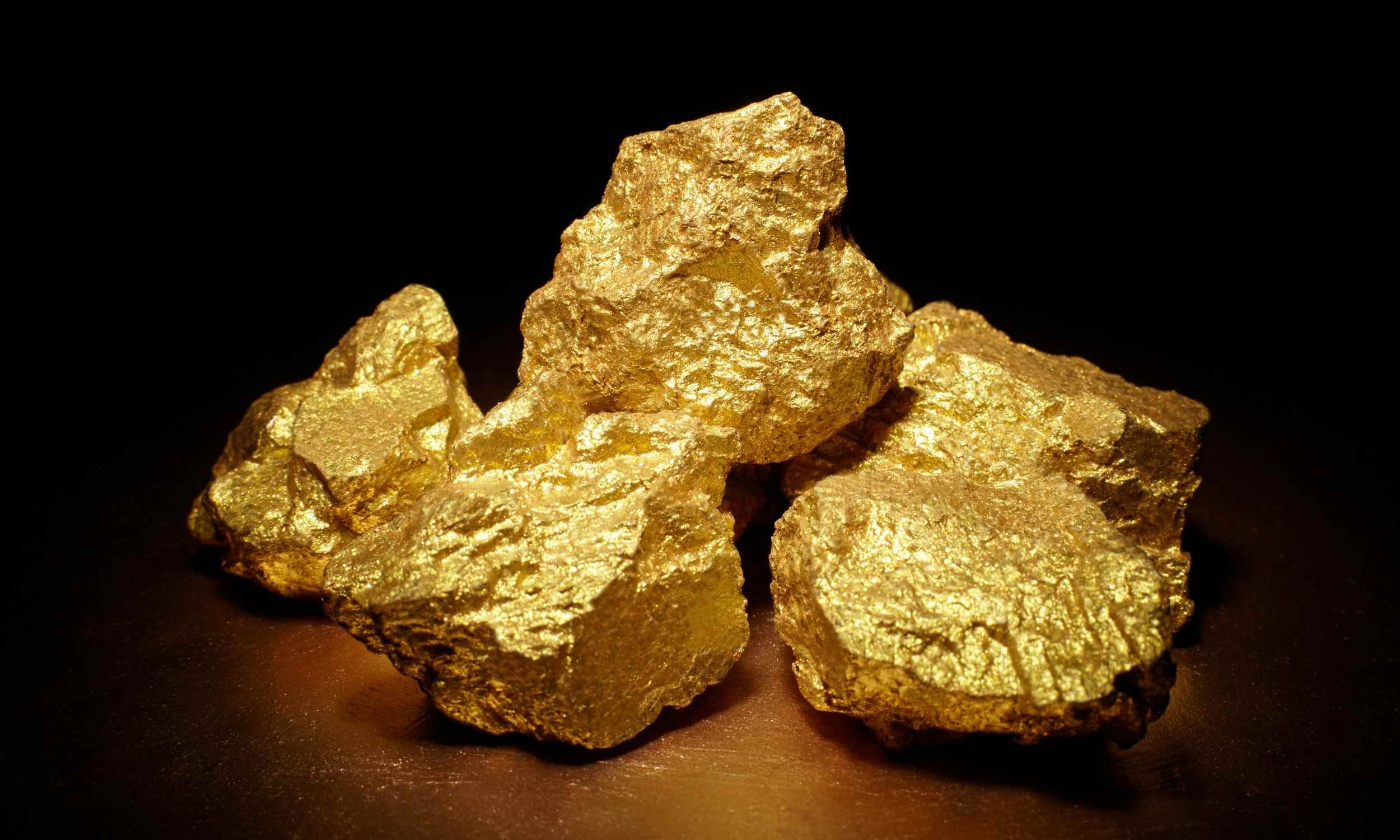 Massive copper and cold deposit found just 59 feet underground