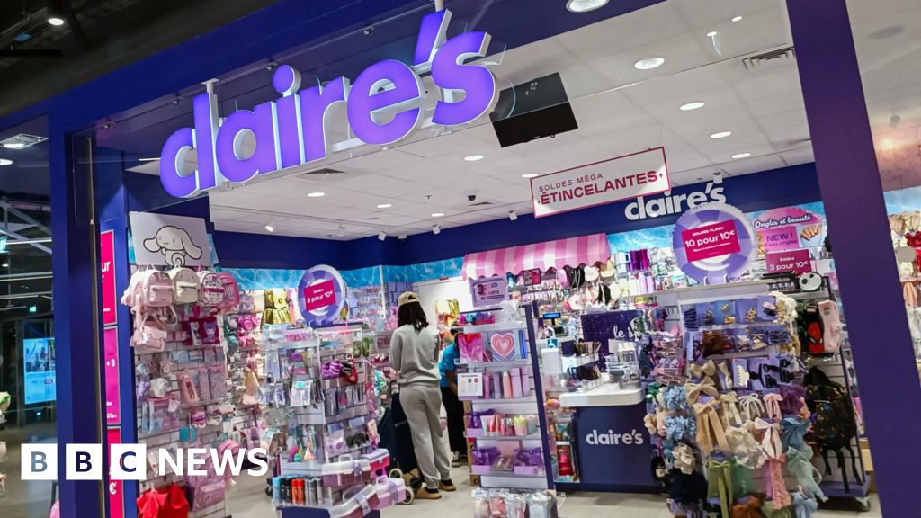 Claire’s files for bankruptcy as online competition bites