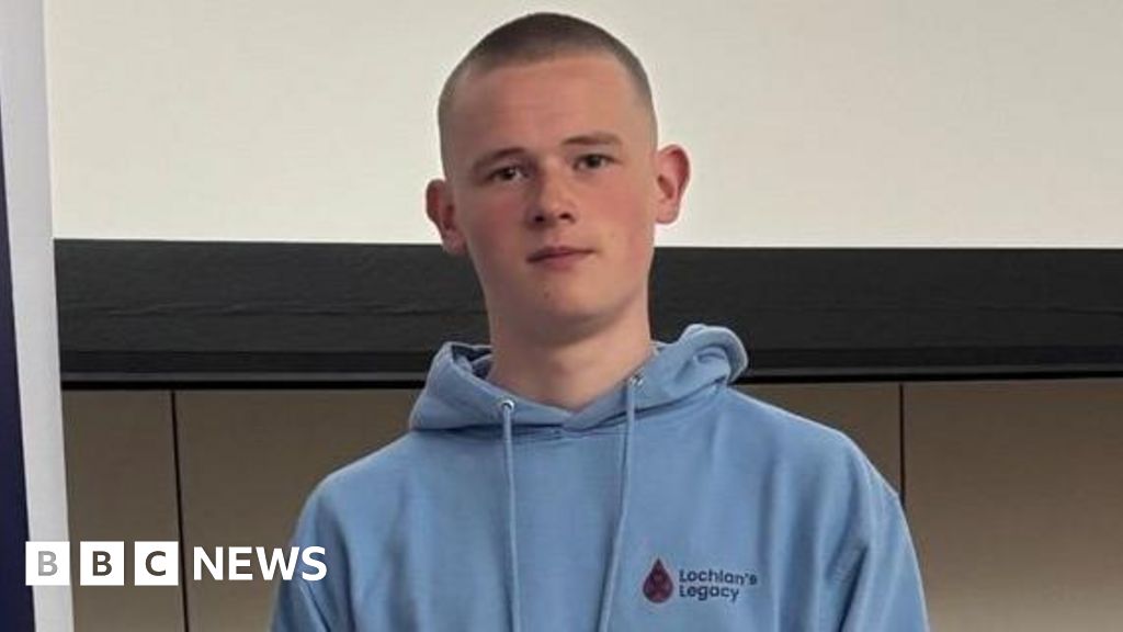 The teenager who set up a diabetes charity at primary school