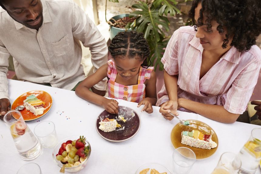 A children's birthday party with reusable tableware.