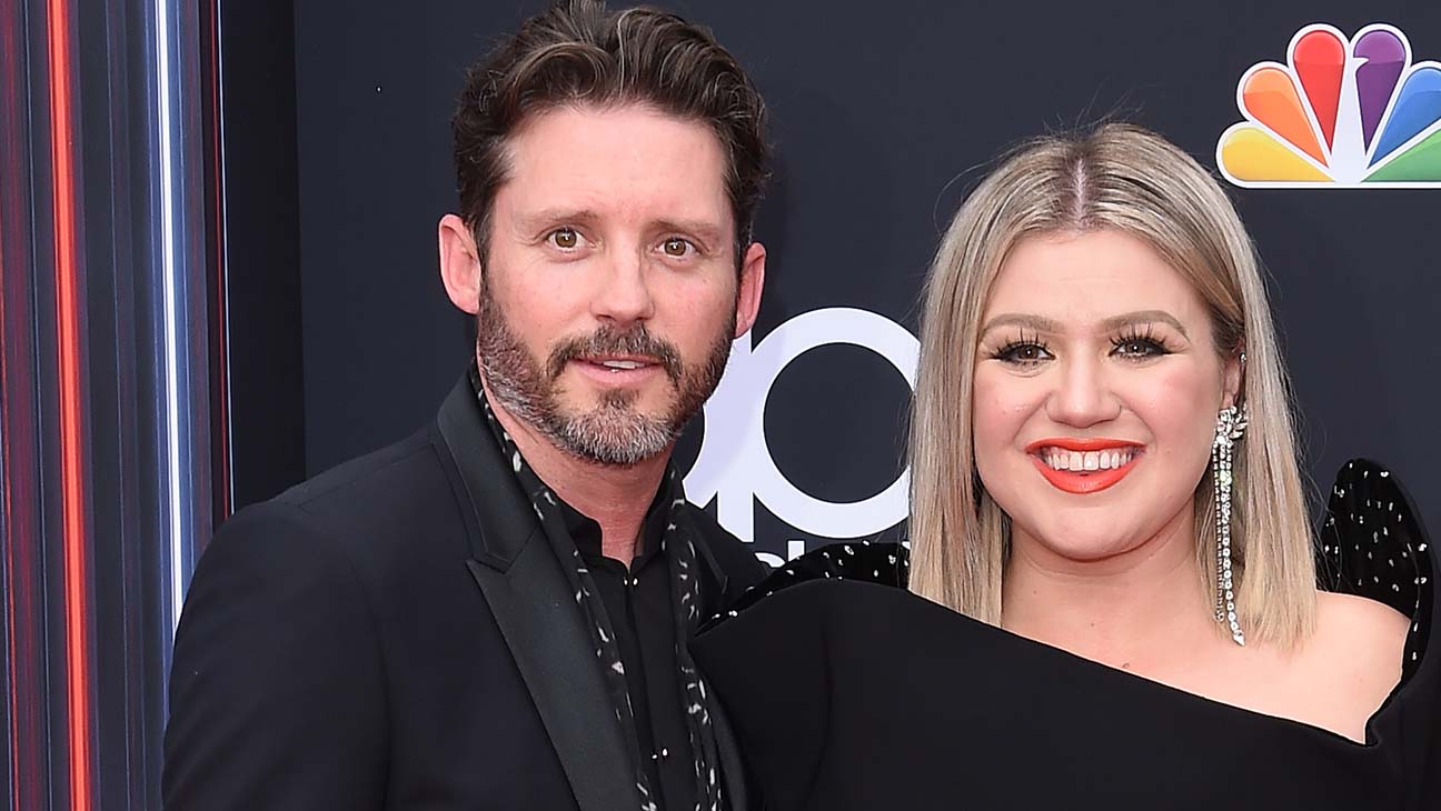 Kelly Clarkson’s Ex-Husband Brandon Blackstock Died or Melanoma