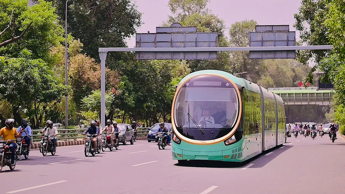 Pakistan: Trackless electric trams set to launch in two more cities – Gulf News