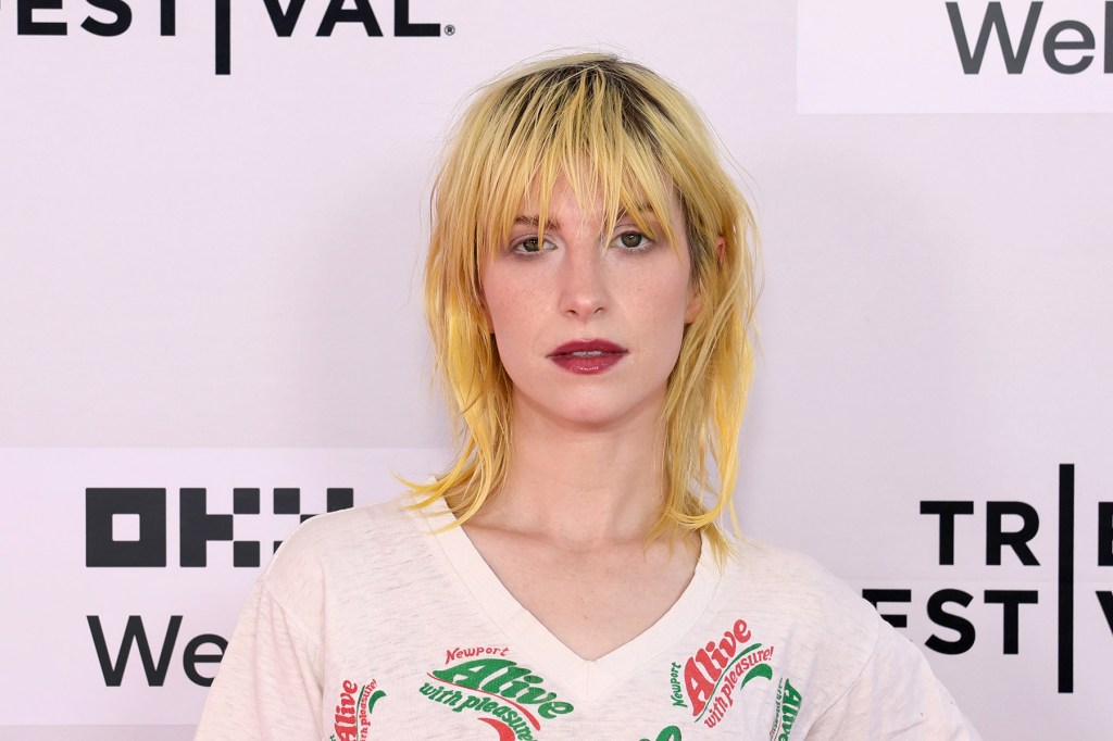 Hayley Williams Uploads 17-Track Solo Bundle to Streamers as Singles