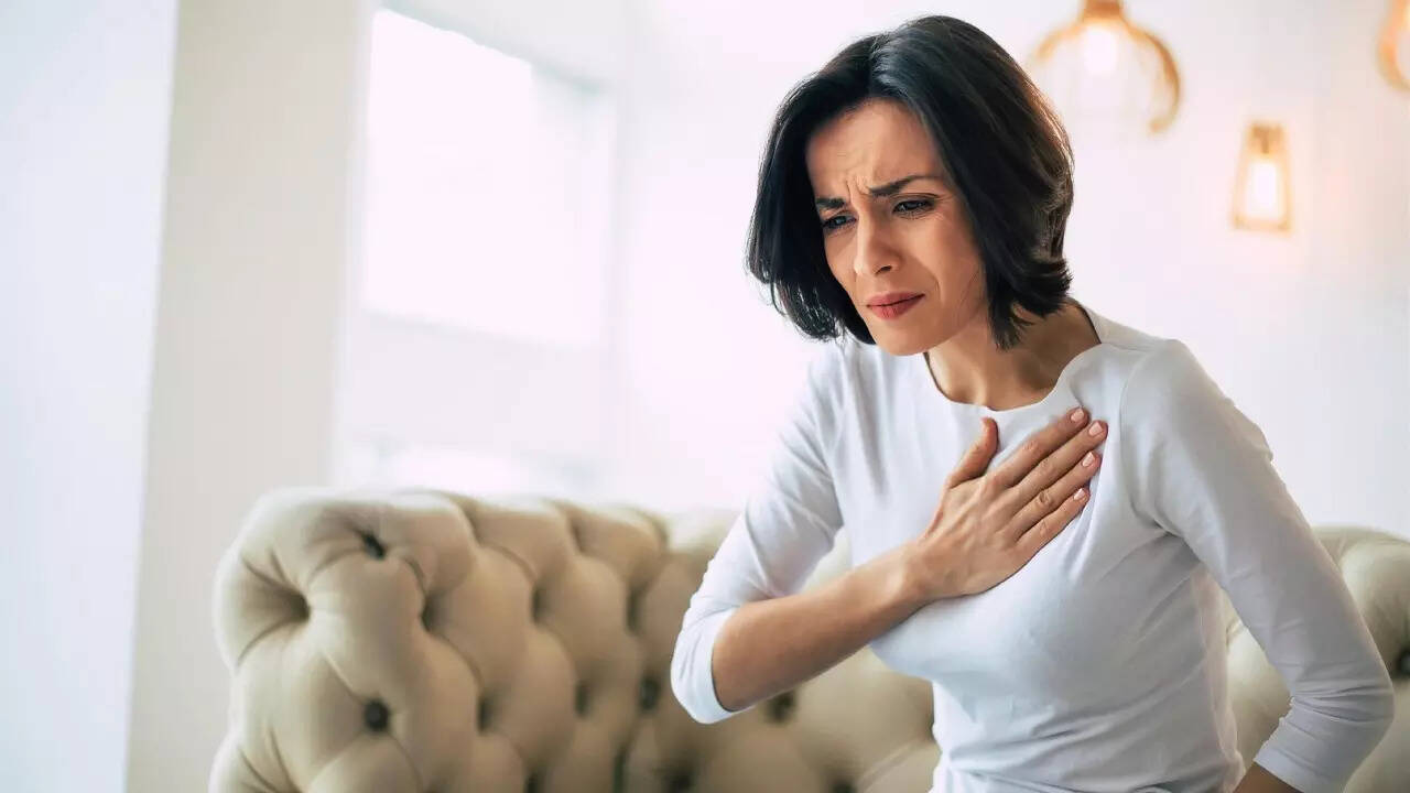 Heart attack women (20)