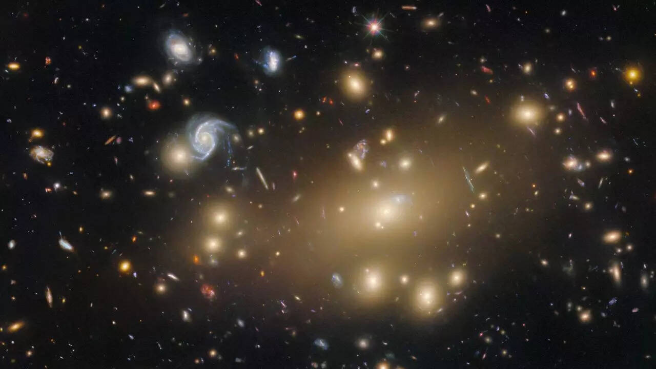 Hubble Snaps Galaxy Cluster’s Portrait