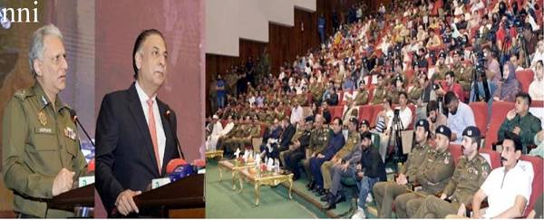 IGP pays tribute to Shaheed DIG Ahmed Mobeen