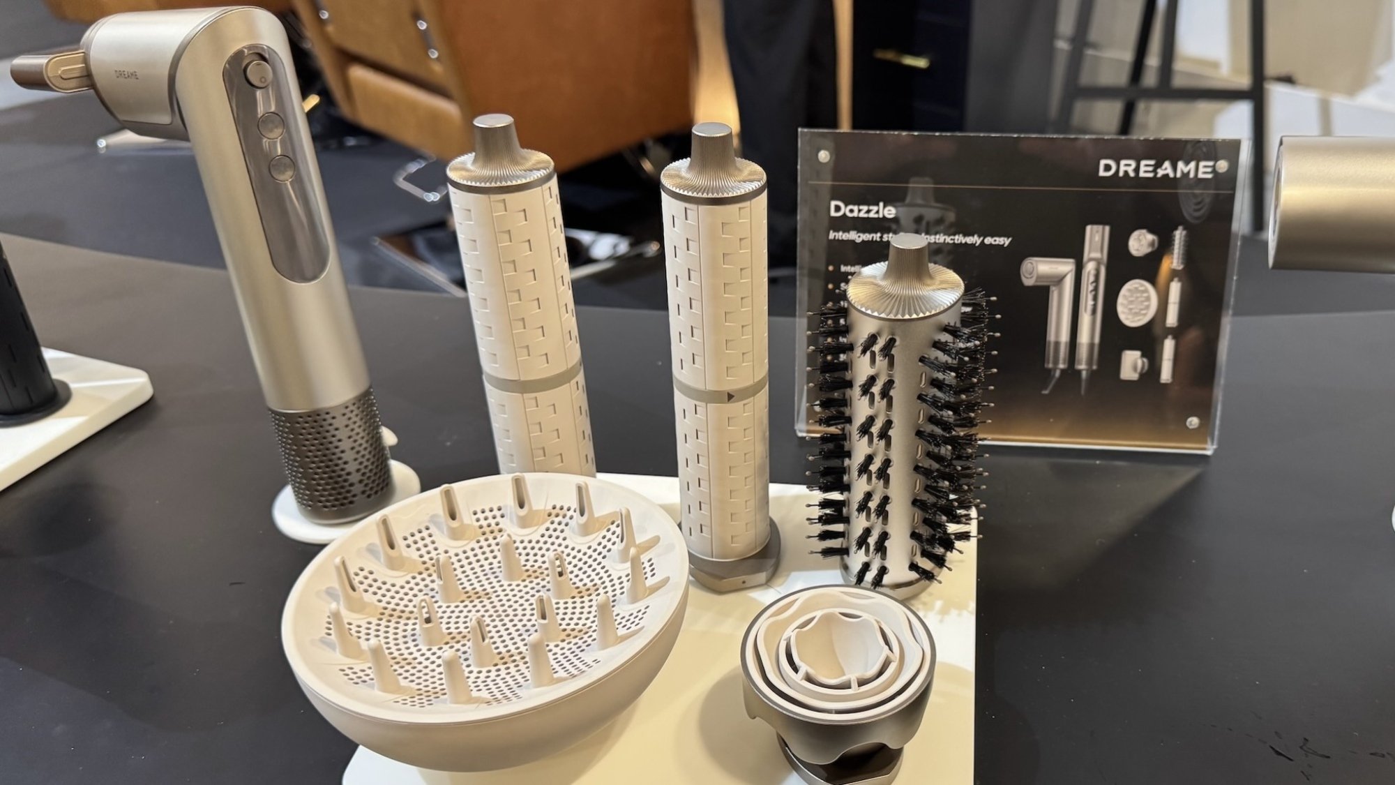 dreame dazzle with attachments on display table
